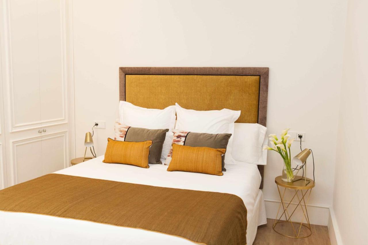 Isg Apartments Cedaceros 12 Sevilla Exterior foto