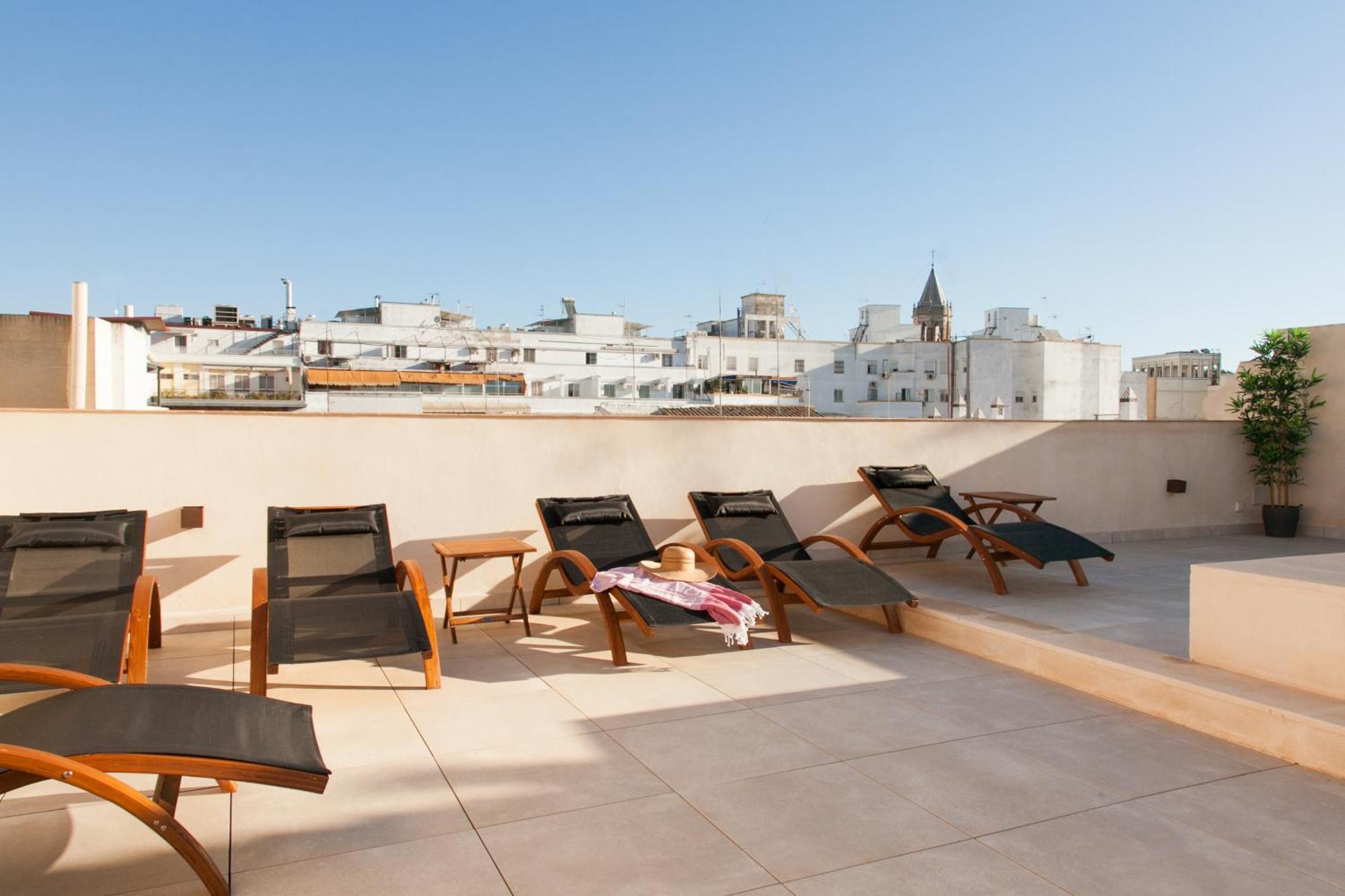 Isg Apartments Cedaceros 12 Sevilla Exterior foto
